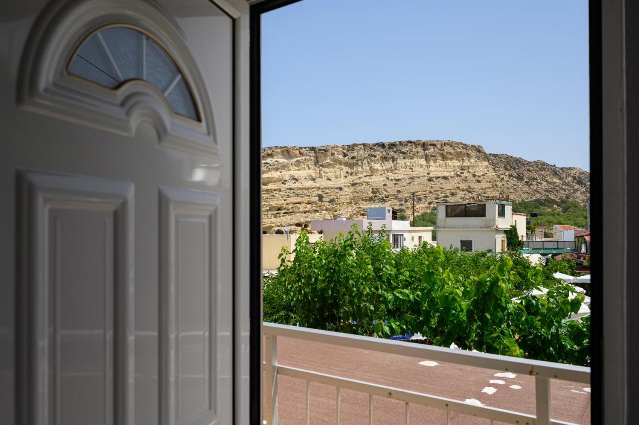 Square Georgia Matala